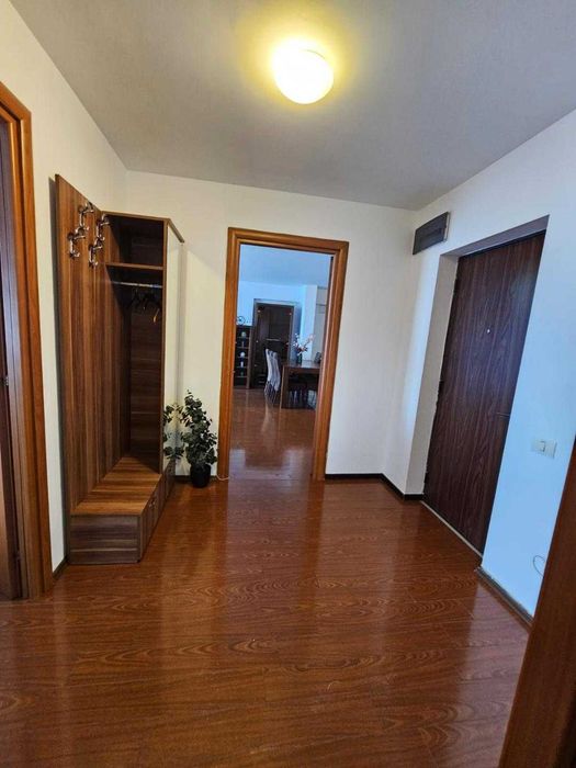 Inchiriez apartament 2 camere, superb, sector 1, Metrou