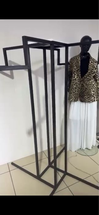 Стойки для вещей