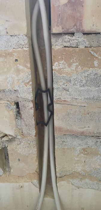 Дуо клипс крепеж за кабели