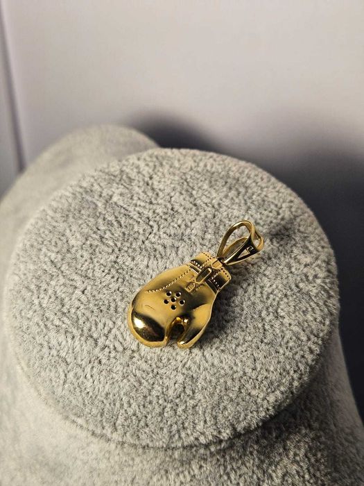 Pandantiv Manusa aur galben 14K, 6.47 grame