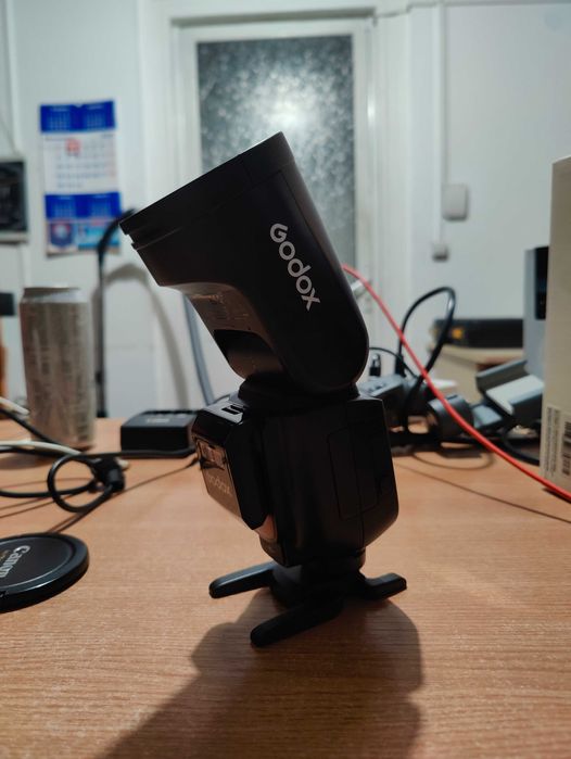 Godox V1PRO C blit cu cap rotund pentru Canon