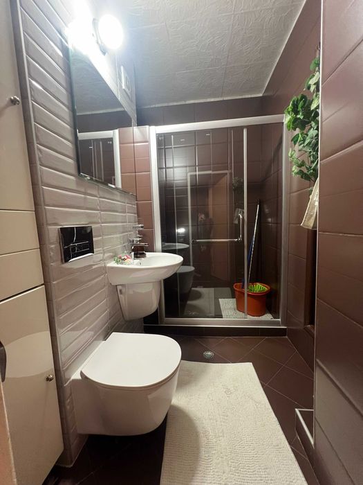 Двустаен апартамент за продажба в кв. Дружба 1, до Фантастико