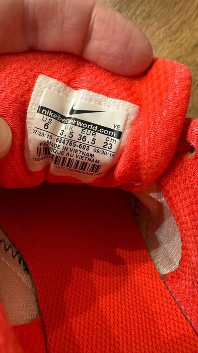 Кроссовки спортивные Nike, 36 размер