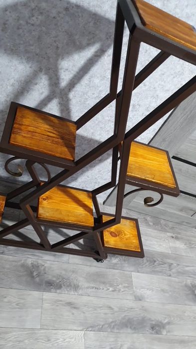 Цветочница подставка