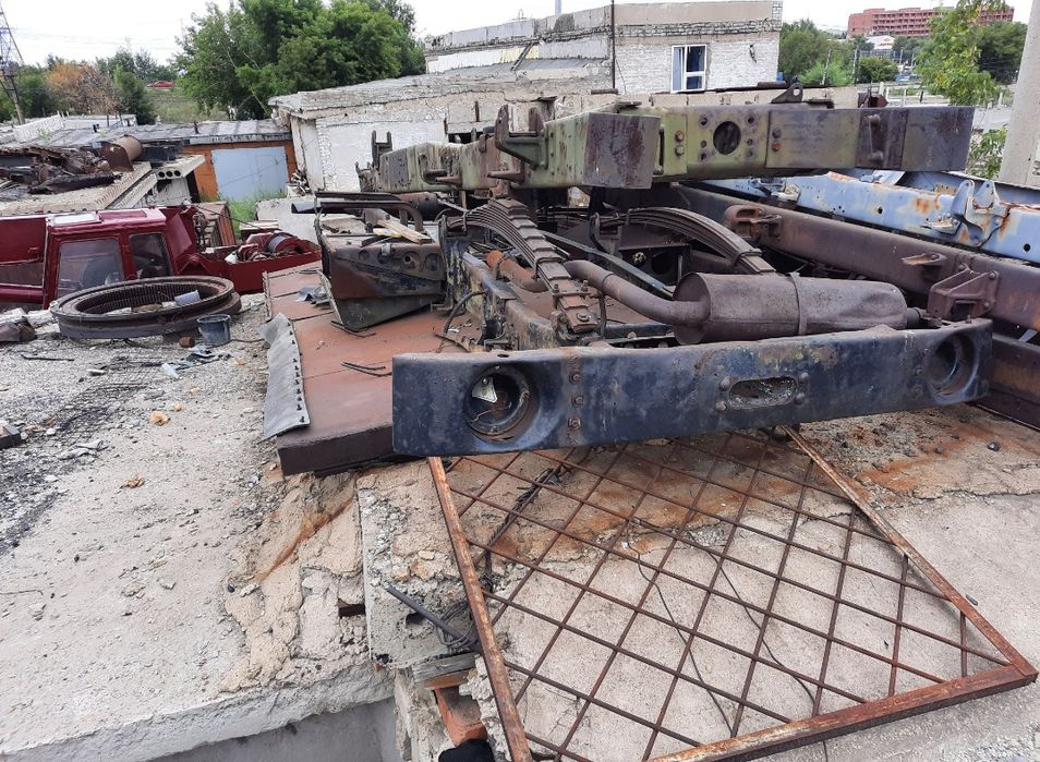 Продам раму шасси на автокран Супермаз