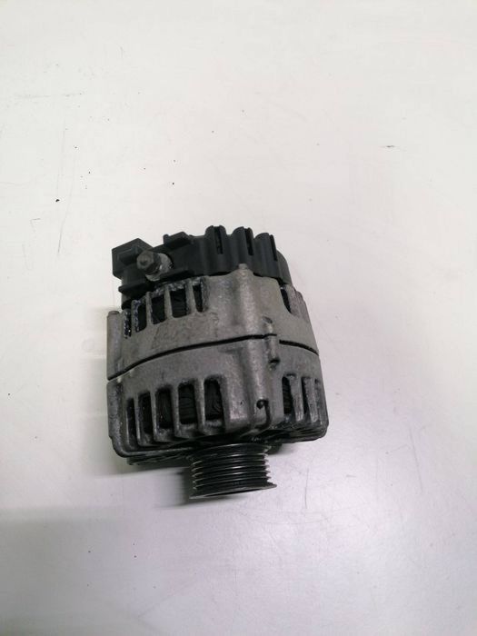 Alternator BMW E60 E61 E90 E91 E87 N47 Seria 1 3 5