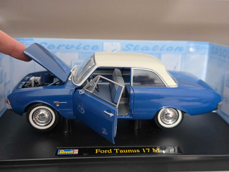 Macheta Auto 1/18 Revell Ford Taunus 17 M