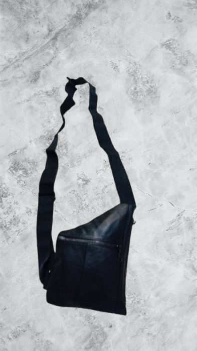 Мъжка чанта през рамо