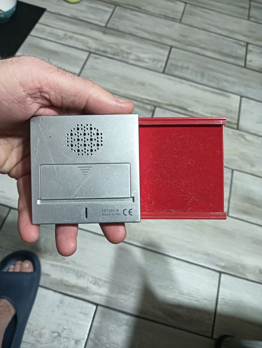 Vând ceas Oregon scientific