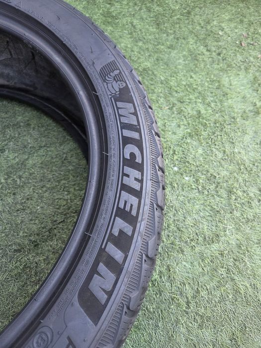 225 45 18 Michelin