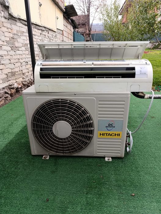 Климатик инверторен Хитачи