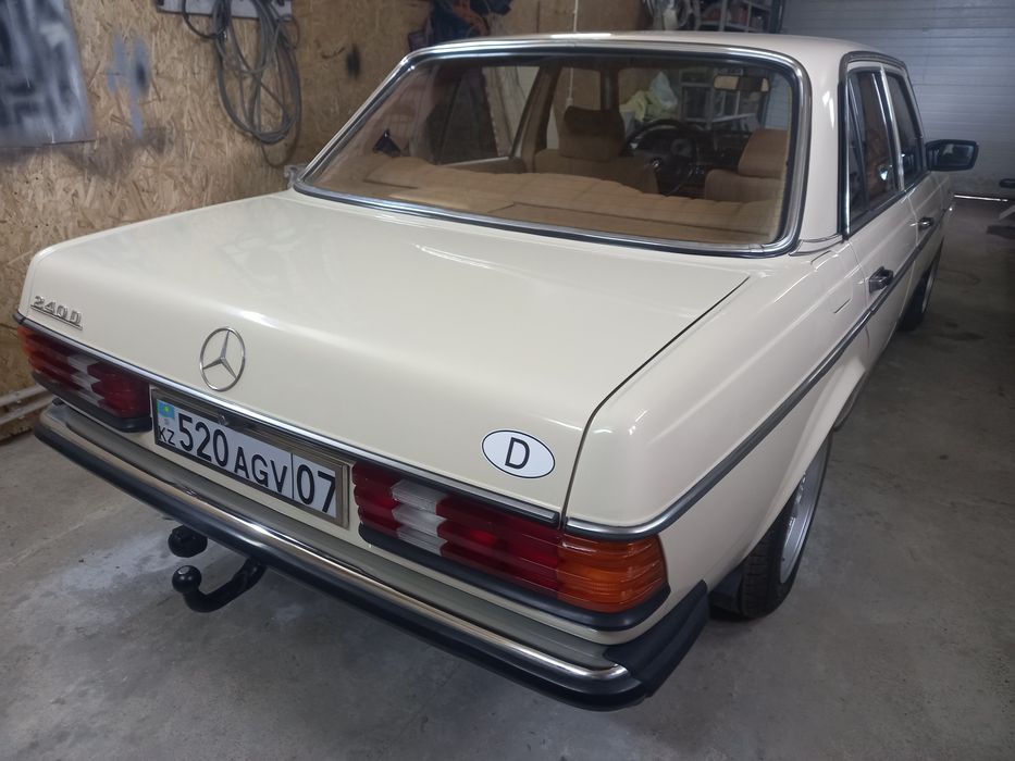 Мерседес 123,в отличном состоянии