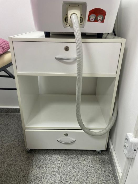 Мебель в салон красоты 10000