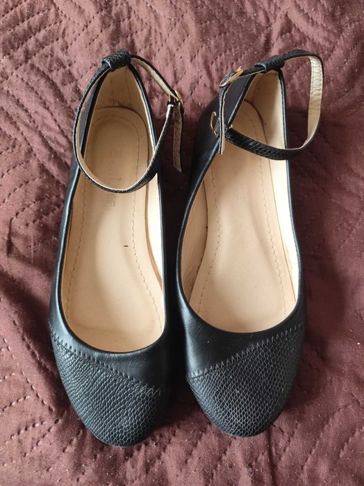 Черни обувки официални