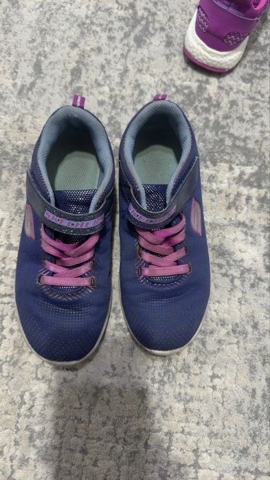 Продается кроссы adidas skechers 36 размер
