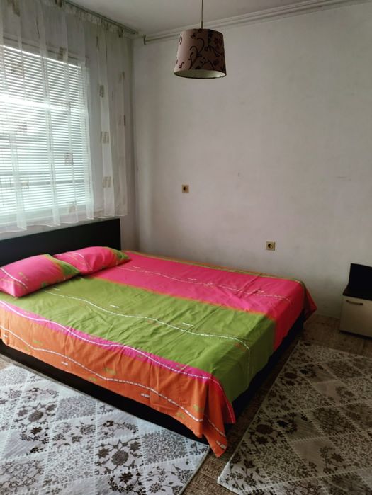 Дава се под наем Двустаен апартамент в Поморие - 66 кв.м за 255 € - Снимка #1