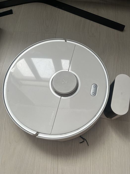 Roborock роботпылесос в хорошем состояний