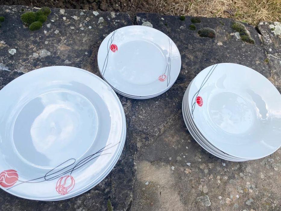 Сет чинии за хранене с маркировка