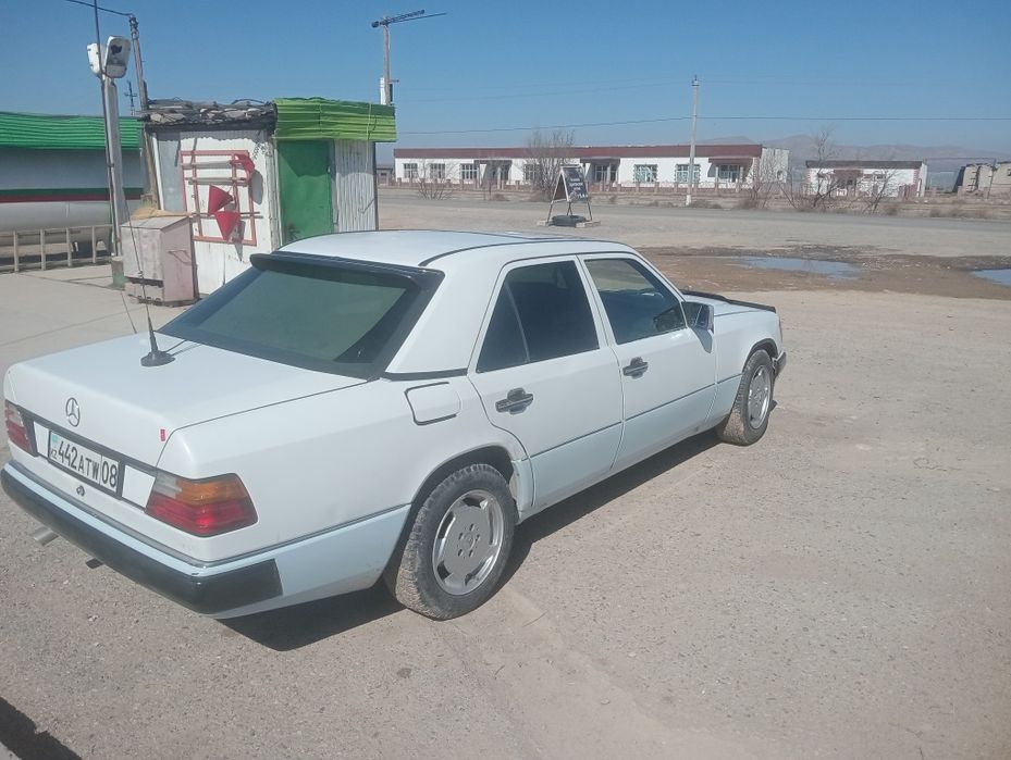 Мерс 124 автомат