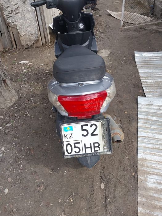 Продам скутер м8 про