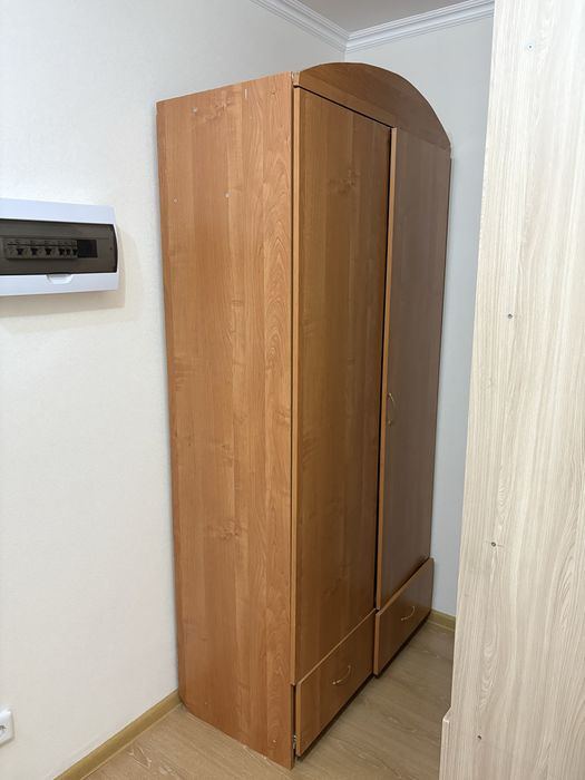 Срочно продаю шкаф!