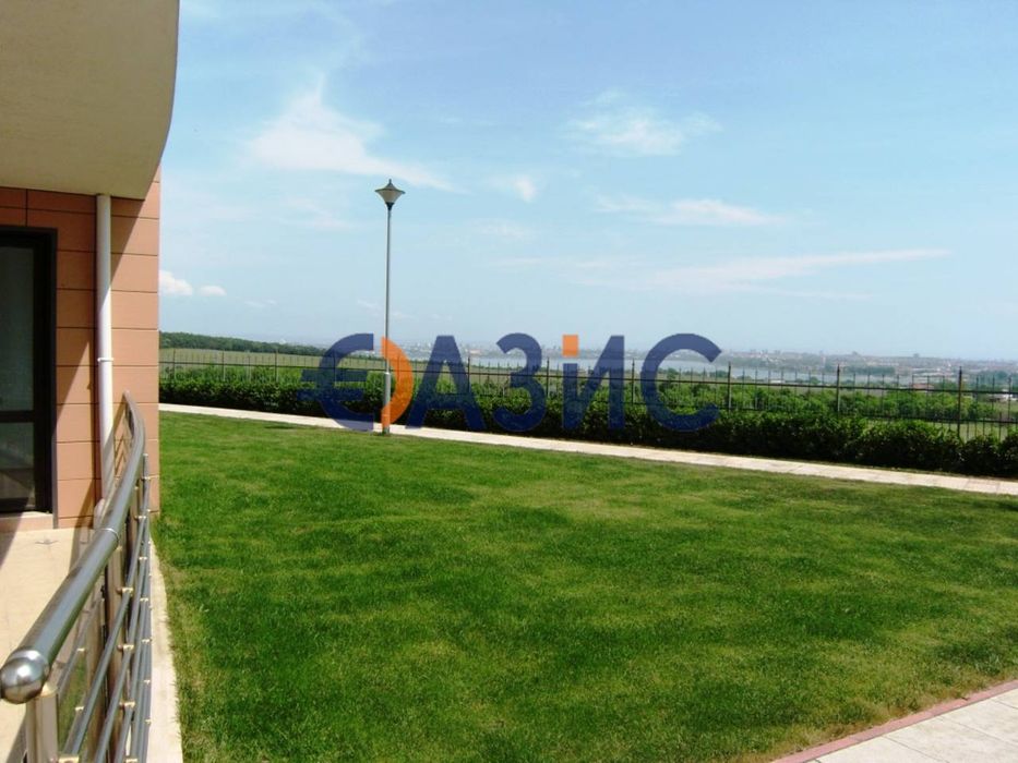 Продава се Тристаен апартамент в Бургас, Център - 89 кв.м за 1209 €/кв.м - Снимка #12