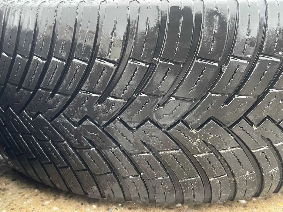 Set jante aliaj R17 5x112 Gama VAG cu anvelope allseason 235 65 R17