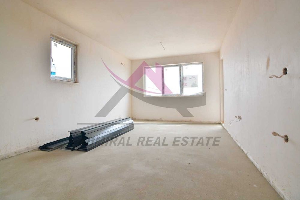 Продава се Двустаен апартамент в Варна, Изгрев - 65 кв.м за 1508 €/кв.м - Снимка #3