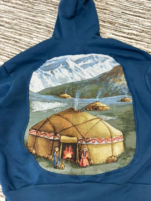 Худи в Этно казахском стиле