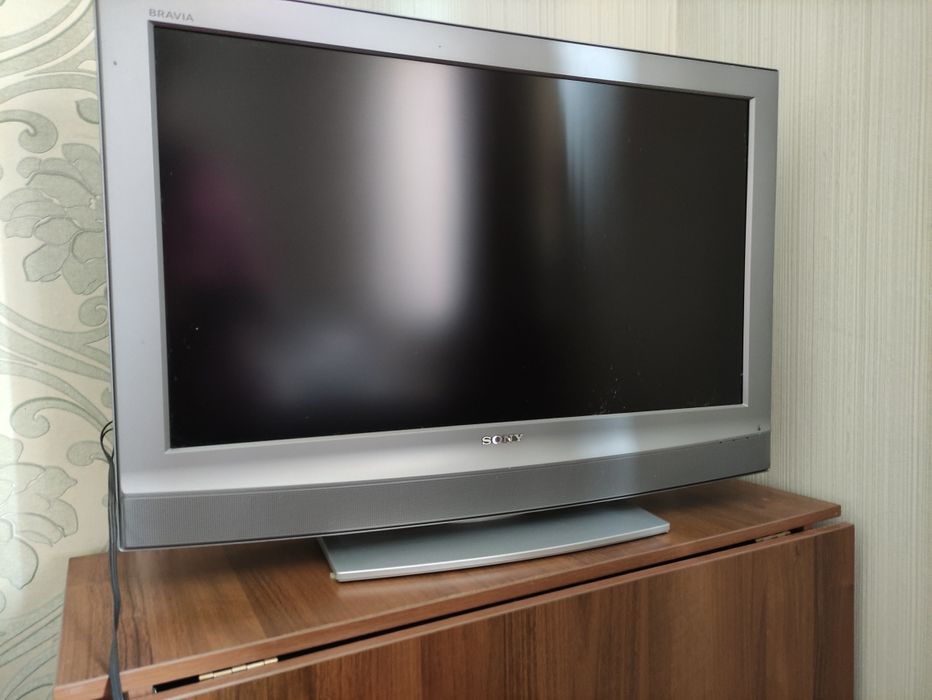 Телевизор Sony Bravia 32" (81 см) высококачественный