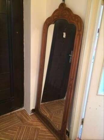 Oglinda vintage veche antica si de demult piesa de arta superba