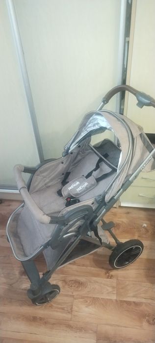 Продам детскую коляску