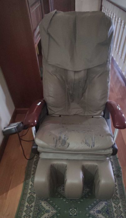 Массажное кресло