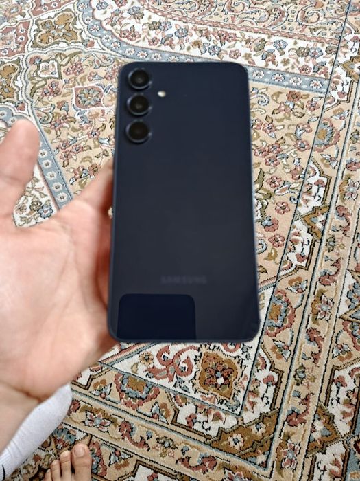 Обменяю телефон самсунг