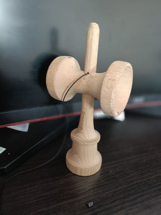 Kendama prism/okendama