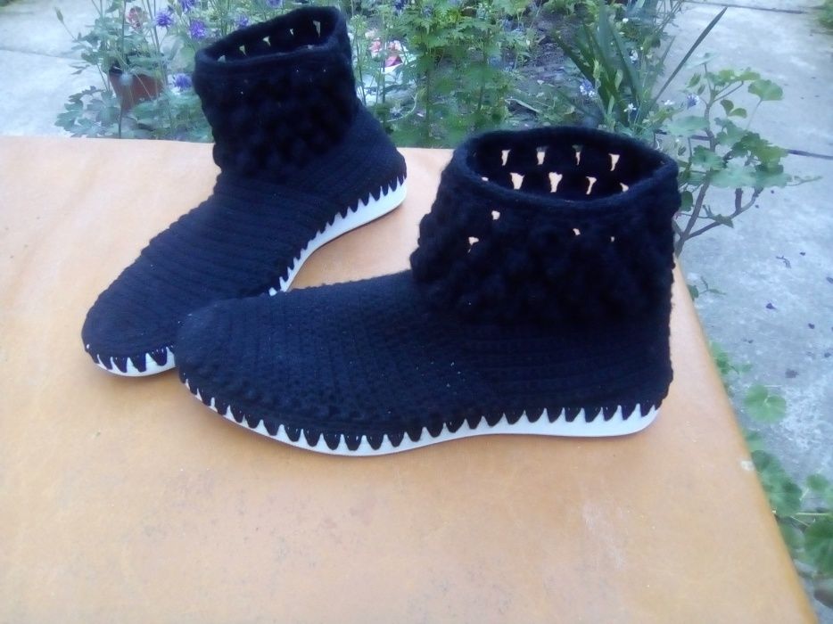 Caciulite și altele