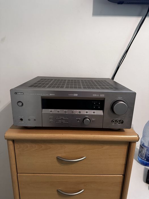 vând statie 7.1 yamaha RX-V450