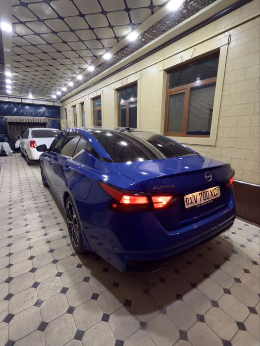 Nissan Altima SR 2025