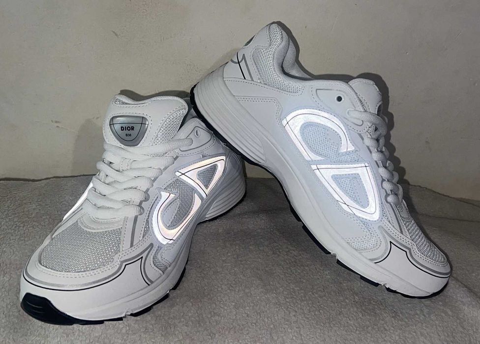 нови ЛУКС Dior B30 Triple White (reflective) 40 41,42,43,44,45,46 номер