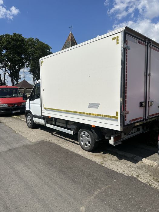 Vand / schimb renault master 2,5 l diesel