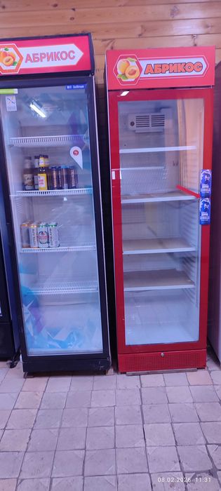 Витринные холодильники бу