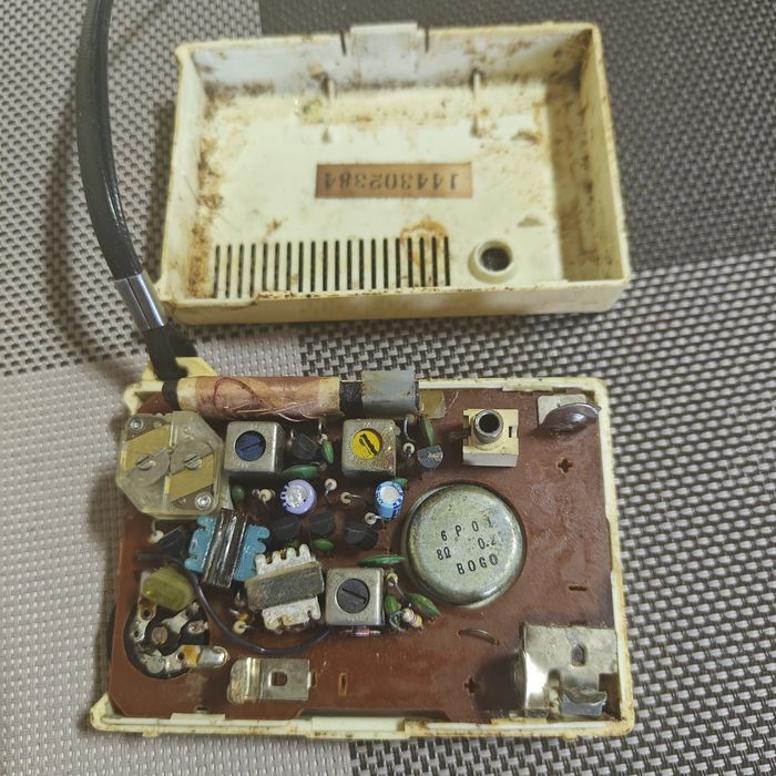 Radio receptor sanyo Rp 1280