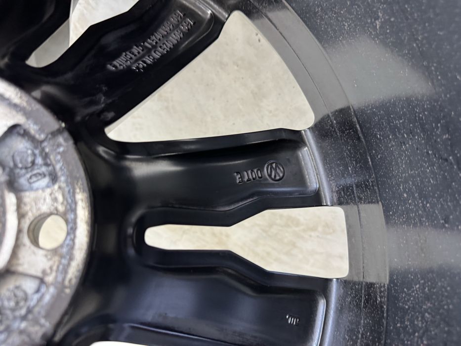 Jante Touareg R21 Originale Suzuka III Pirelli de vara