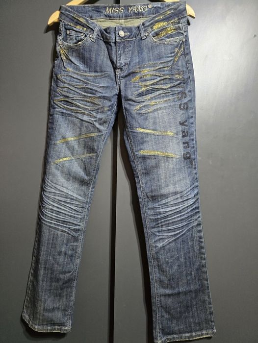 Blugi marimea 30 cu insertii aurii Dama