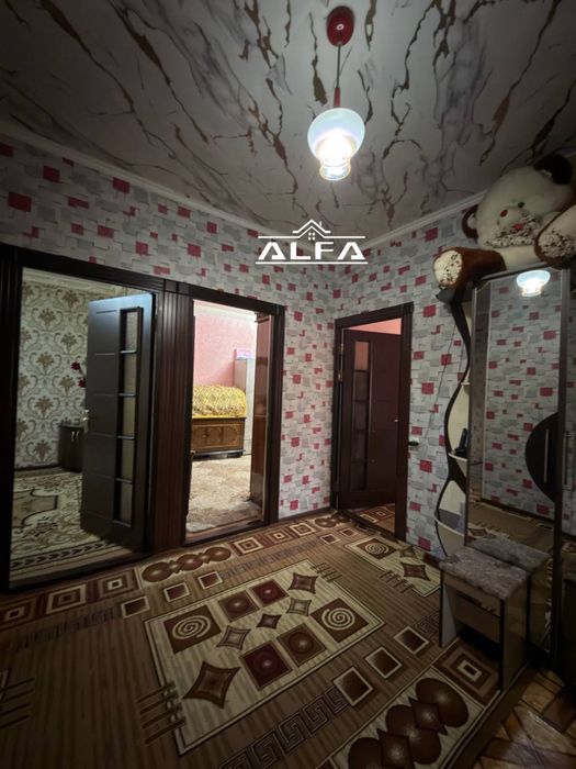 3 xonali 87 m2 3-qavat sotiladi