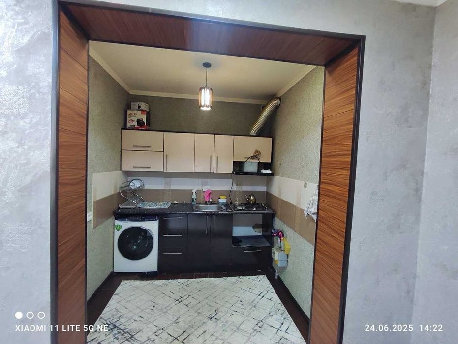 Andijon shaxar 3 mikrorayonda kvartira ijaraga beriladi uzoq muddatga