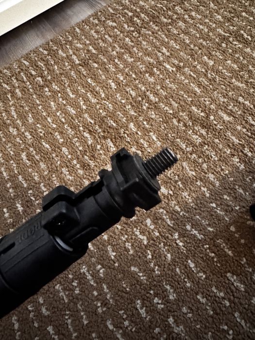 RØDE Boompole Pro Carbon Fiber 3m | Boom Pole Profesional pentru Filmare și Sunet