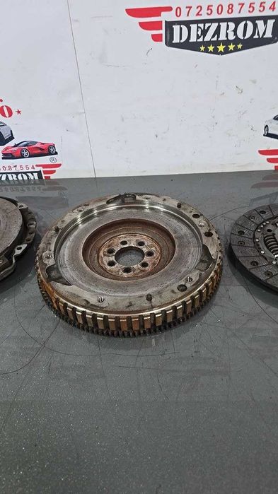 Kit ambreiaj 301017541R / 123118455R / 302053688R Dacia Renault 1.5 Blue dCi / dCi