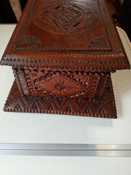 Ларец резной шкатулка