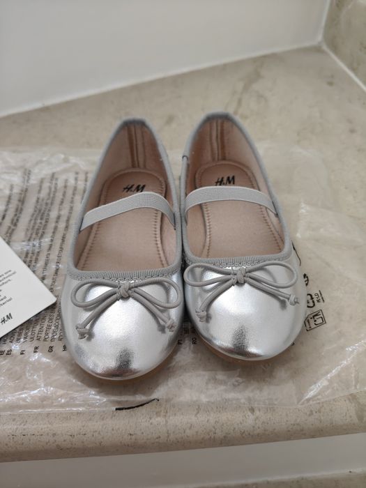 Pantofi HM marimea 26